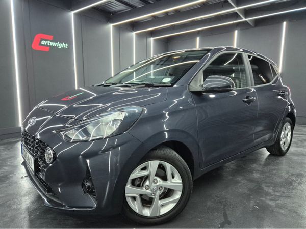 Hyundai i10 Hatchback, Petrol, 2021, Grey