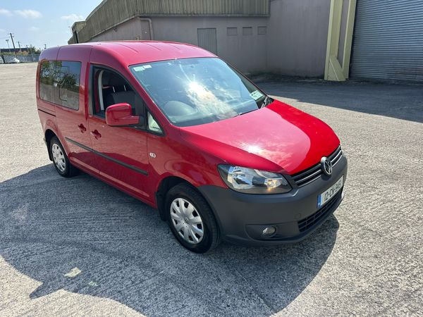 Volkswagen Caddy MPV, Diesel, 2012, Red