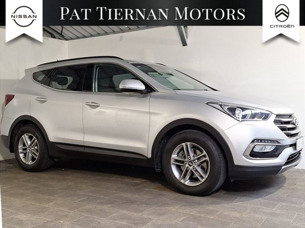 Hyundai Santa Fe SUV, Petrol, 2017, Silver
