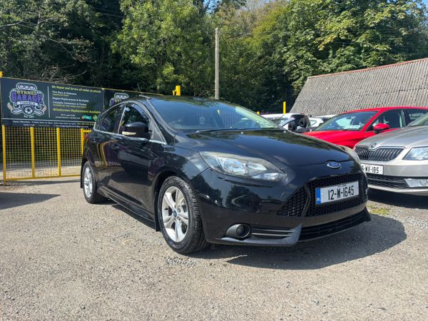 Ford Focus Hatchback, Diesel, 2012, Black