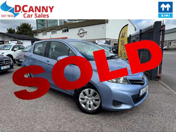 Toyota Yaris Hatchback, Petrol, 2012, Blue