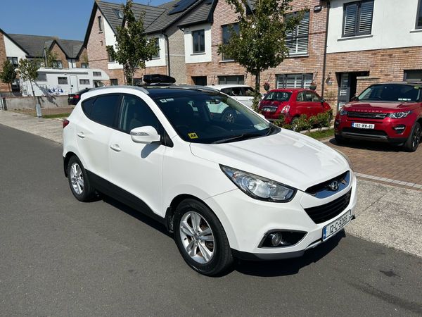 Hyundai ix35 SUV, Diesel, 2012, White