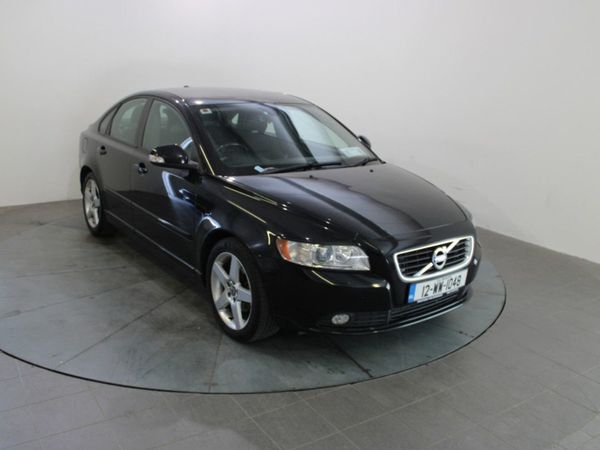 Volvo S40 Saloon, Diesel, 2012, Black