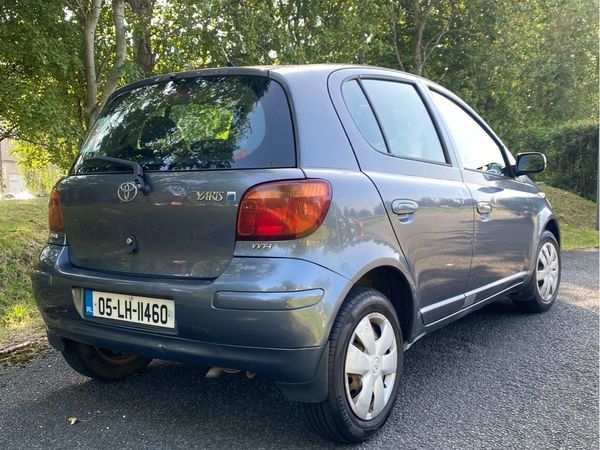 Toyota Yaris Hatchback, Petrol, 2005, Blue