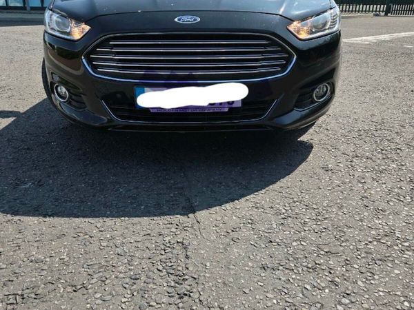 Ford Mondeo Hatchback, Diesel, 2016, Black