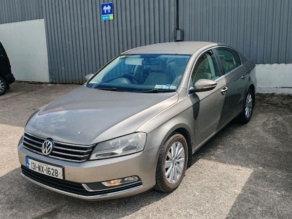 Volkswagen Passat Saloon, Diesel, 2013, Brown