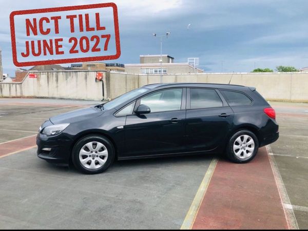 Vauxhall Astra Estate, Diesel, 2016, Black