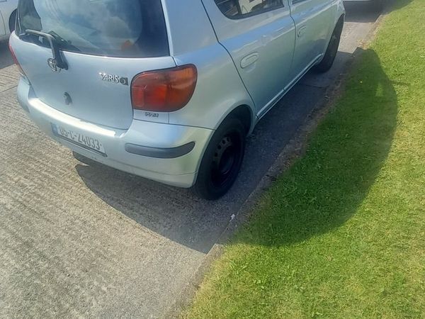 Toyota Yaris Hatchback, Petrol, 2005, Blue