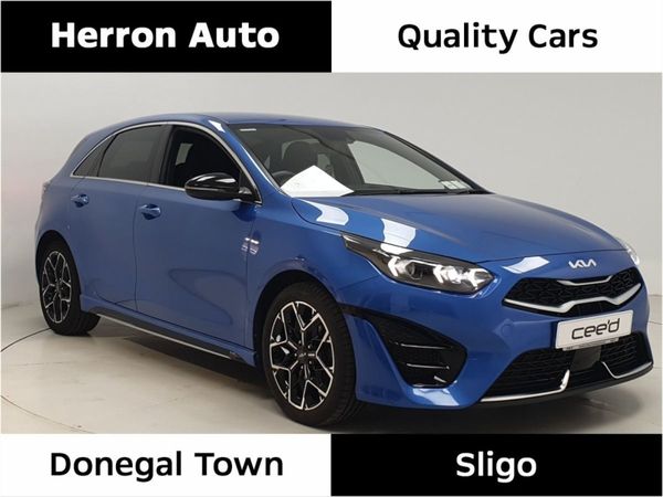 Kia Ceed Hatchback, Petrol, 2023, Blue