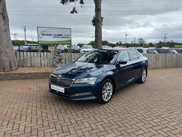 Skoda Superb Hatchback, Diesel, 2022, Blue