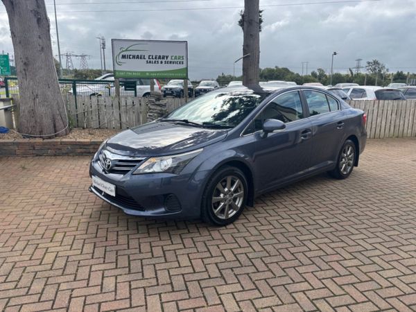 Toyota Avensis Saloon, Diesel, 2012, Blue