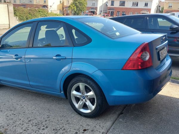 Ford Focus Saloon, Petrol, 2008, Blue
