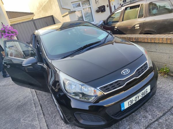 Kia Rio Hatchback, Petrol, 2013, Black