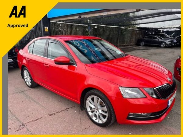 Skoda Octavia Saloon, Petrol, 2018, Red