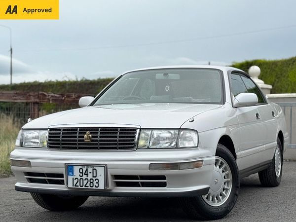 Toyota Crown Saloon, Petrol, 1994, White