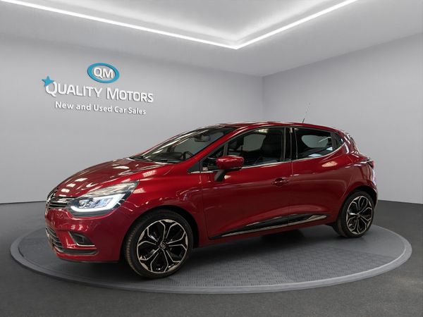 Renault Clio Hatchback, Petrol, 2018, Red