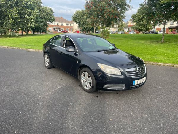 Opel Insignia Hatchback, Diesel, 2010, Black