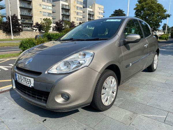 Renault Clio Hatchback, Ethanol Petrol, 2010, Gold