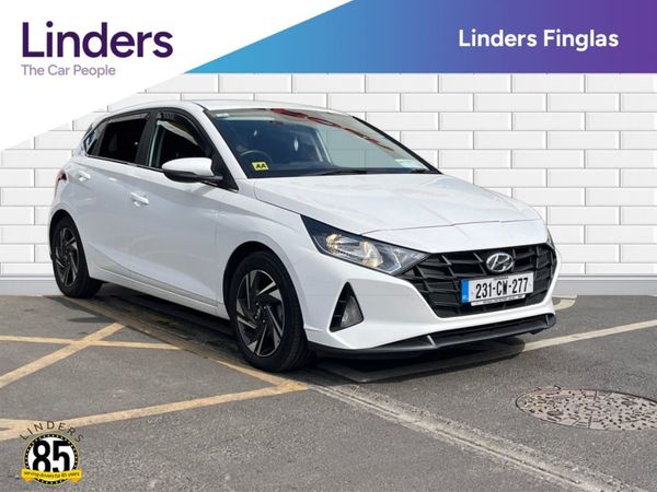 Hyundai i20 Hatchback, Petrol, 2023, White