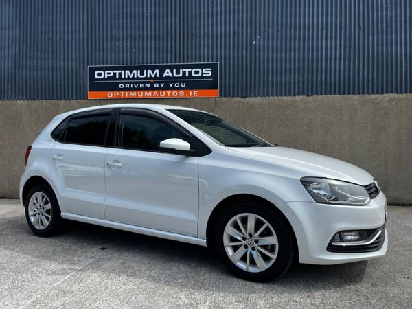 Volkswagen Polo Hatchback, Petrol, 2015, White