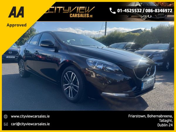 Volvo V40 Hatchback, Diesel, 2017, Black