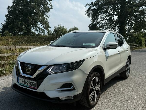 Nissan Qashqai SUV, Petrol, 2017, White