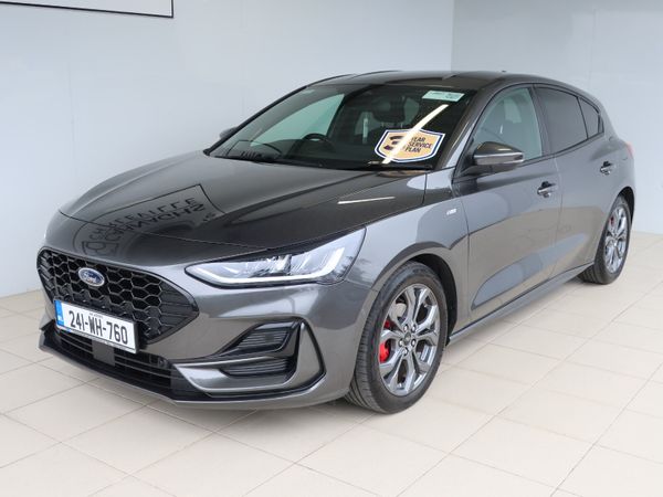 Ford Focus Hatchback, Diesel, 2024, Grey