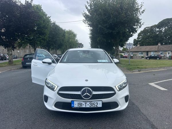Mercedes-Benz A-Class Hatchback, Diesel, 2019, White