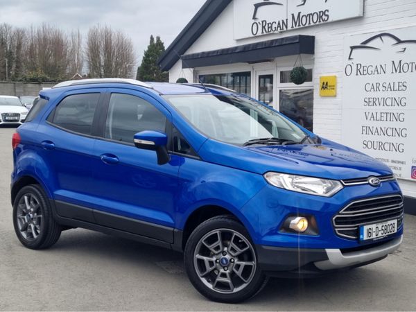 Ford EcoSport Hatchback, Petrol, 2016, Blue