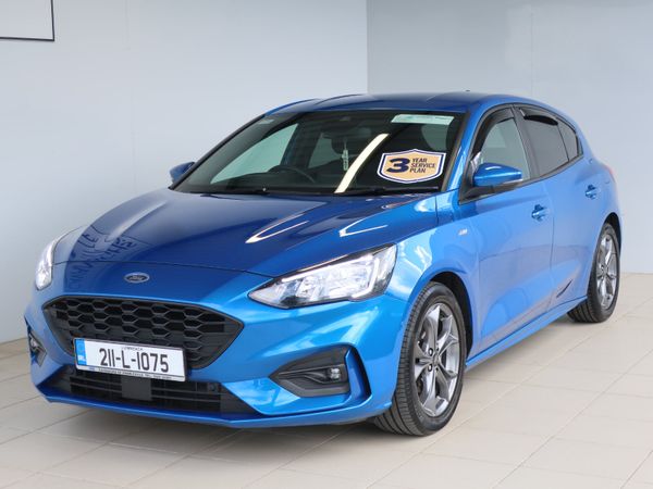 Ford Focus Hatchback, Diesel, 2021, Blue