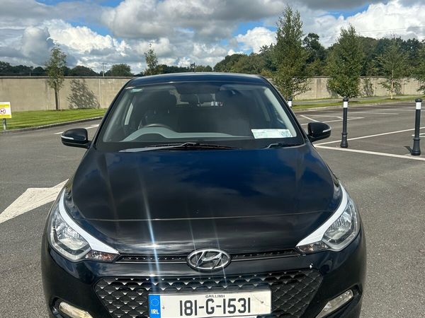 Hyundai i20 Hatchback, Petrol, 2018, Black