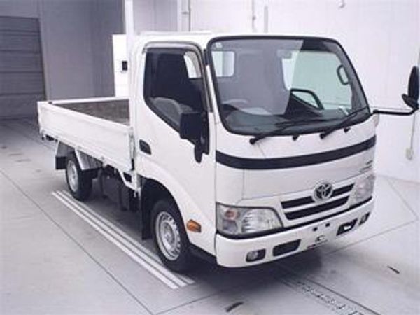 Toyota Dyna Van, Diesel, 2014, White