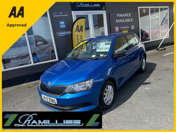 Skoda Fabia Hatchback, Petrol, 2016, Blue