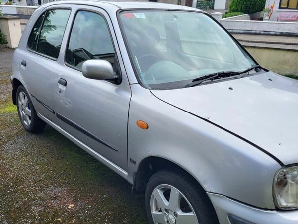 Nissan Micra Hatchback, Petrol, 2000, Silver