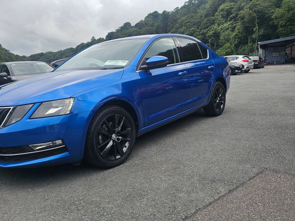 Skoda Octavia Saloon, Petrol, 2019, Blue