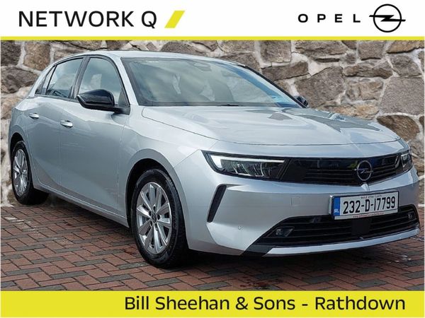Opel Astra Hatchback, Petrol, 2023, Silver