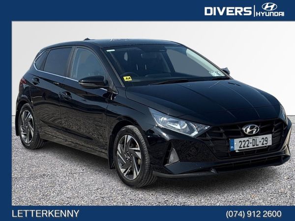 Hyundai i20 Hatchback, Petrol, 2022, Black