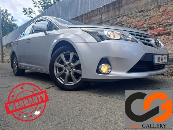 Toyota Avensis Saloon, Diesel, 2013, Silver