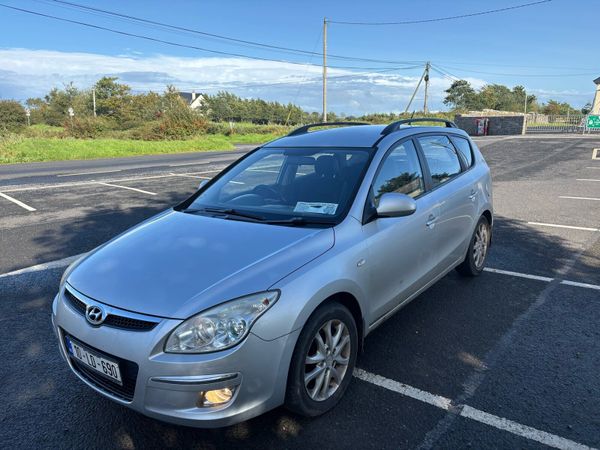 Hyundai i30 Estate, Diesel, 2010, Silver
