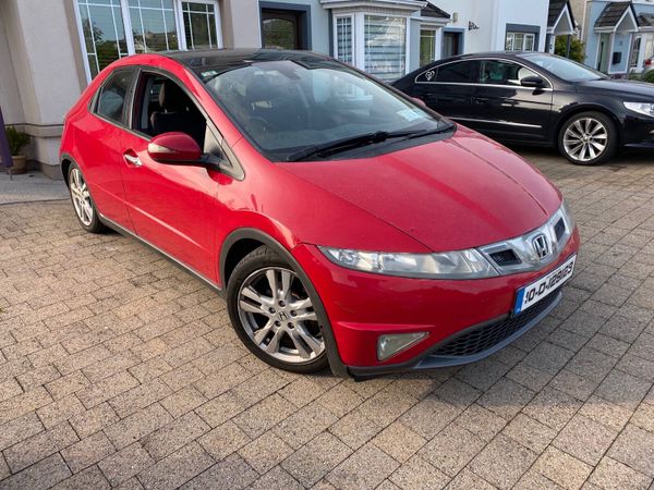 Honda Civic Hatchback, Diesel, 2010, Red