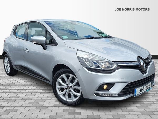 Renault Clio Hatchback, Petrol, 2019, Grey