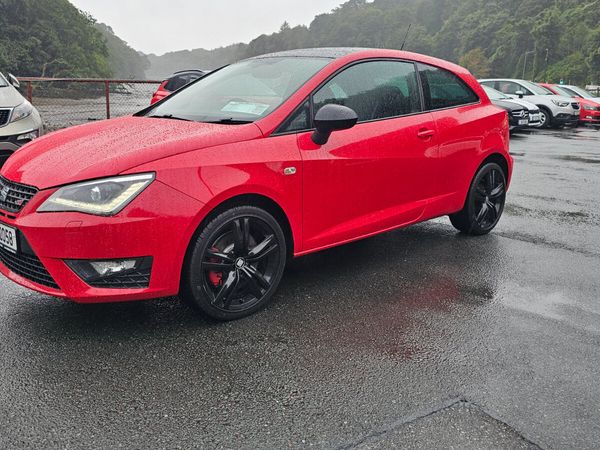 SEAT Ibiza MPV, Petrol, 2016, Red