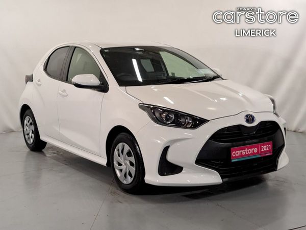 Toyota Yaris Hatchback, Petrol Hybrid, 2021, 
