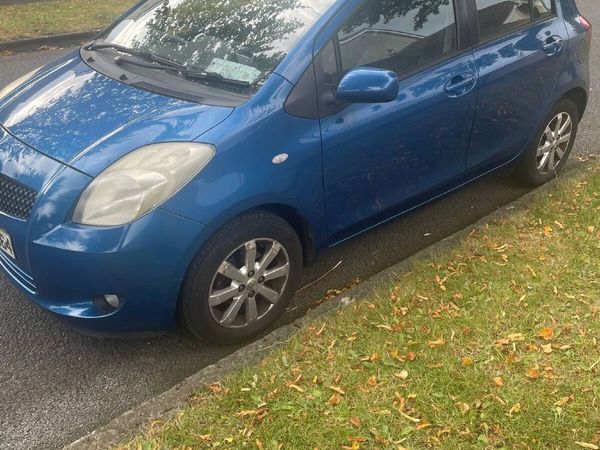 Toyota Yaris Hatchback, Petrol, 2006, Blue