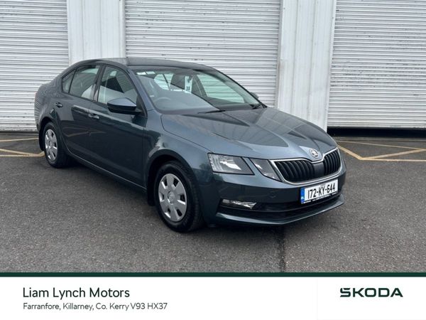 Skoda Octavia Saloon, Petrol, 2017, Grey