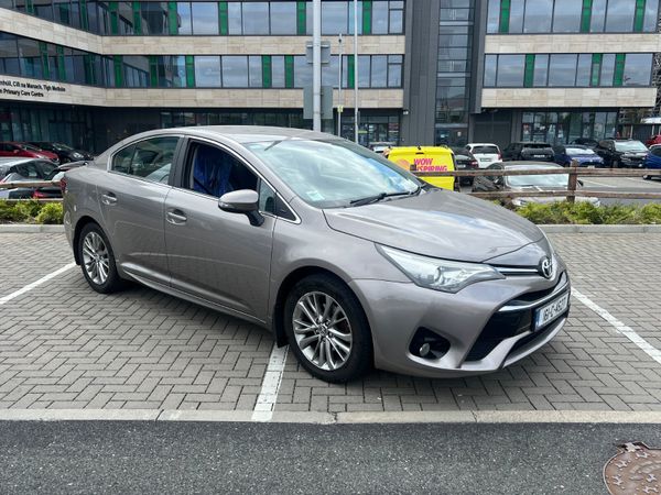Toyota Avensis Saloon, Diesel, 2016, Bronze