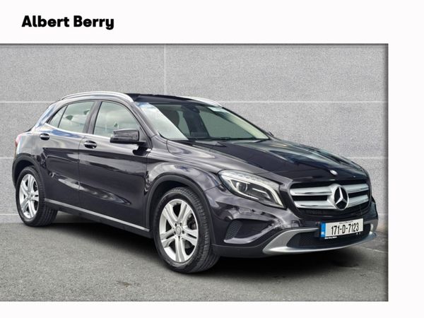 Mercedes-Benz GLA SUV, Diesel, 2017, Purple