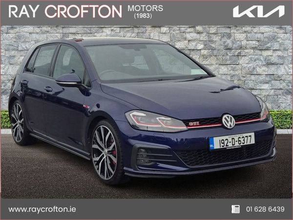 Volkswagen Golf Estate, Petrol, 2019, Blue