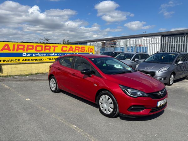 Opel Astra Hatchback, Petrol, 2021, Red