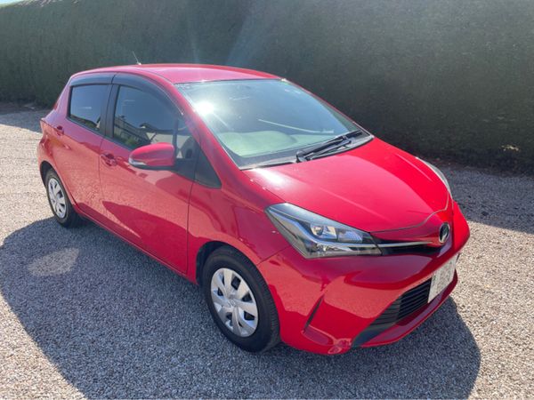 Toyota Vitz Hatchback, Petrol, 2015, Red